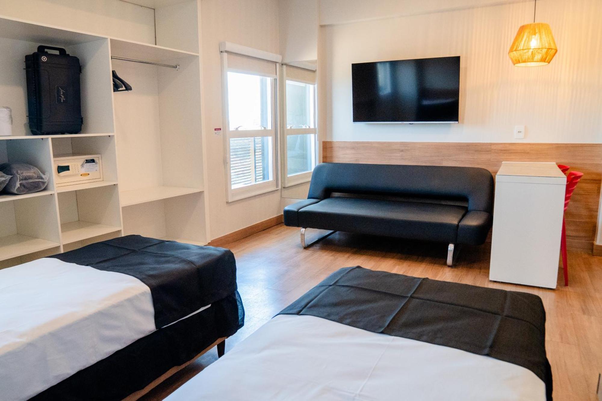 I5 Play Hotel Агуас-Кларас Экстерьер фото